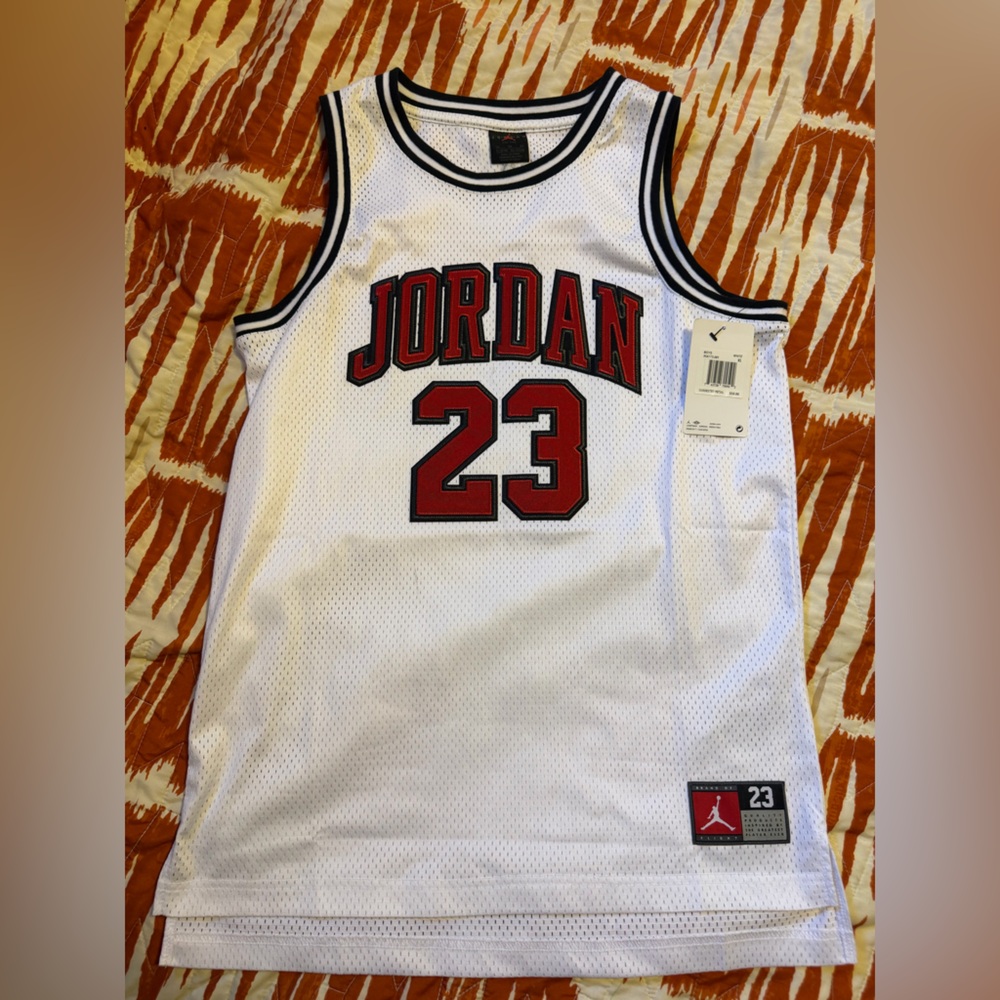 Jordan 23 White Basketball Jersey Kids XL